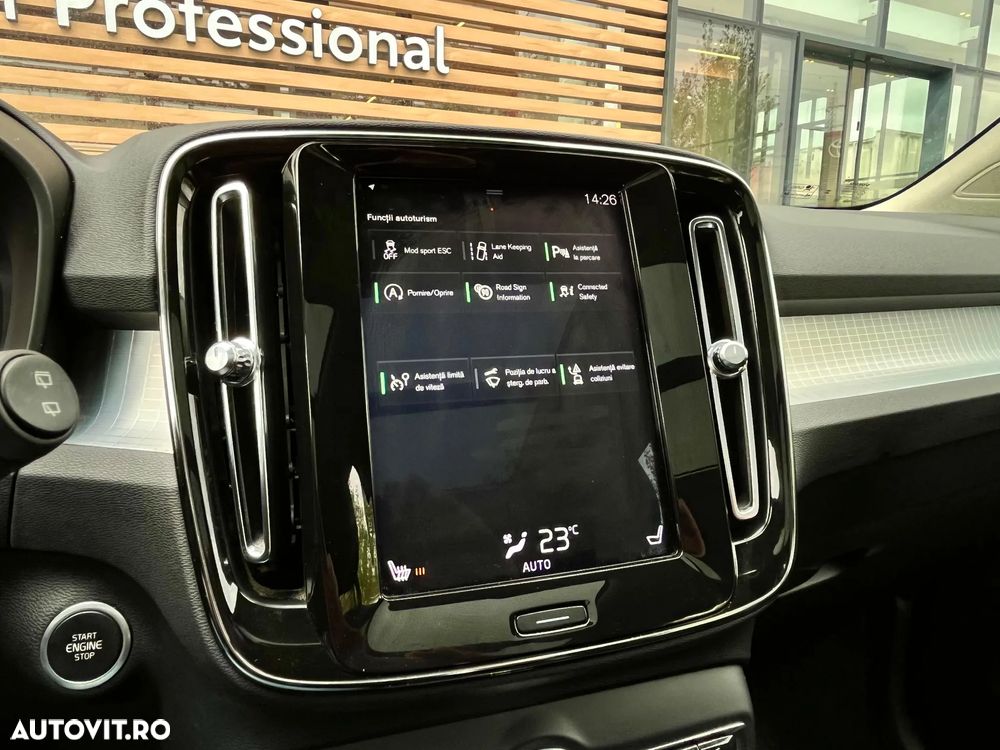Volvo XC 40 T5 AWD Momentum - 11