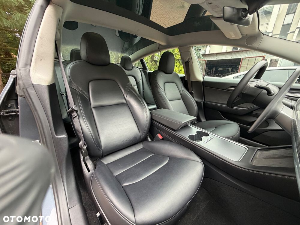 Tesla Model 3 RWD - 22