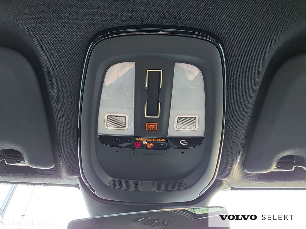 Volvo XC 60 - 35
