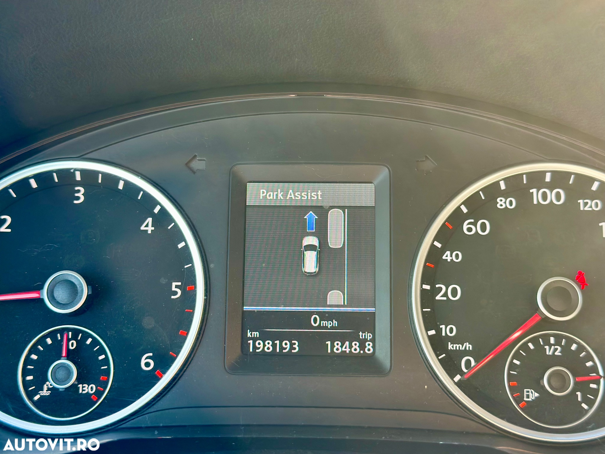 Volkswagen Tiguan 2.0 TDI 4Motion DSG Track & Field - 26