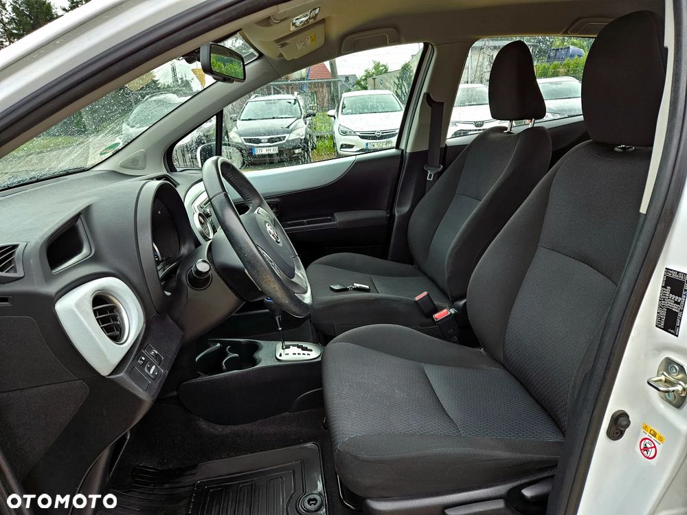 Toyota Yaris 1.5 VVT-i Life - 11