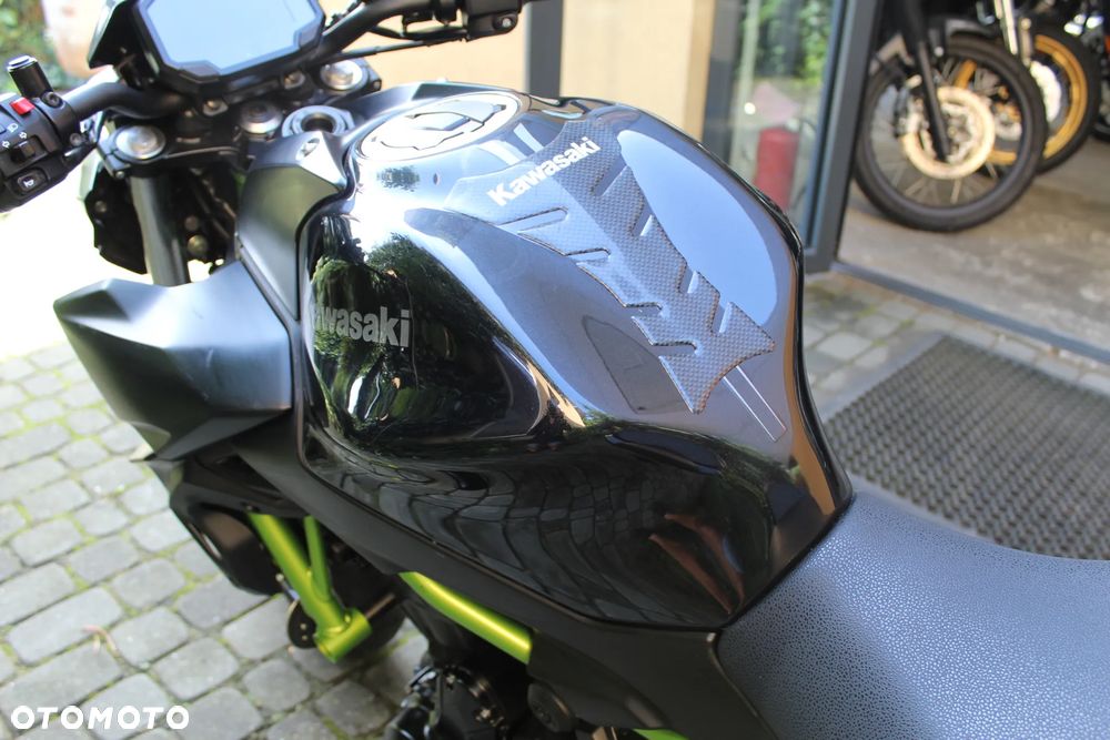 Kawasaki Z 650 - 10