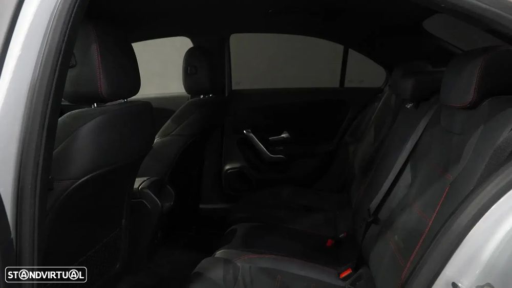 Mercedes-Benz A 200 Limousine d 8G-DCT AMG Line Advanced - 27