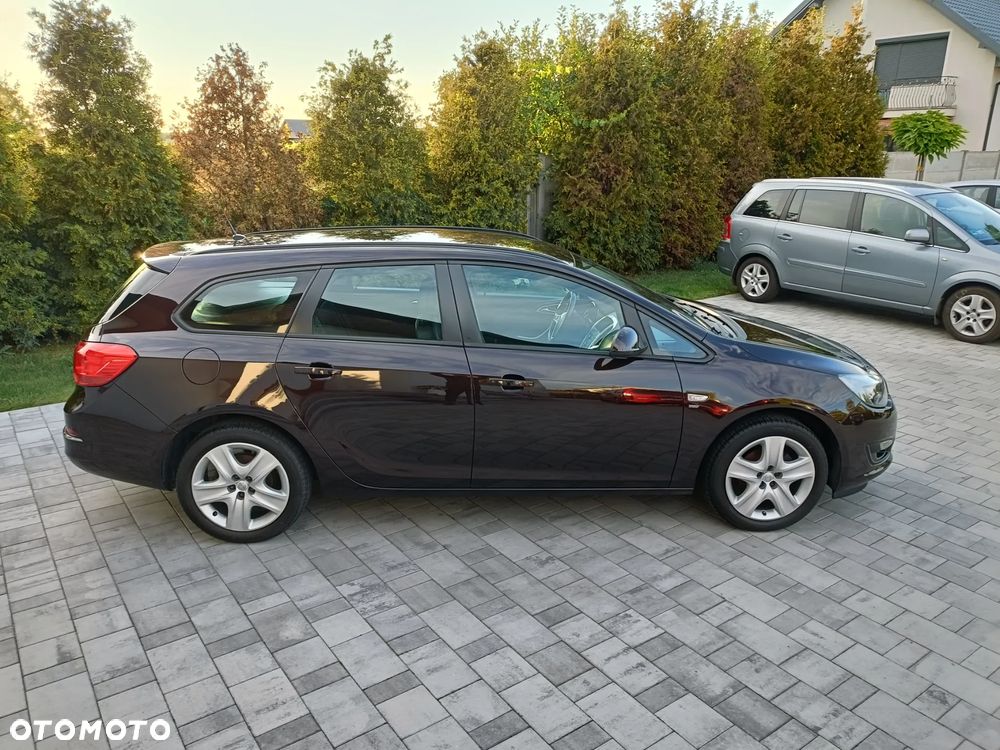 Opel Astra - 12