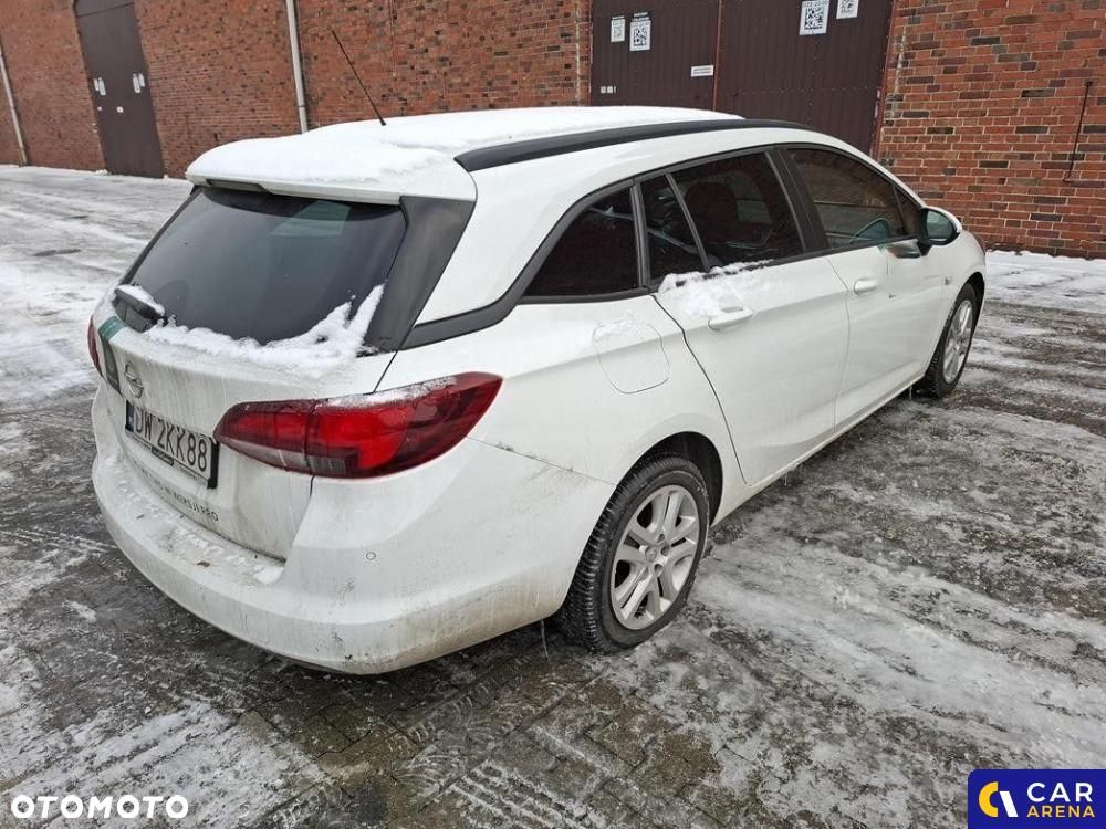 Opel Astra - 4