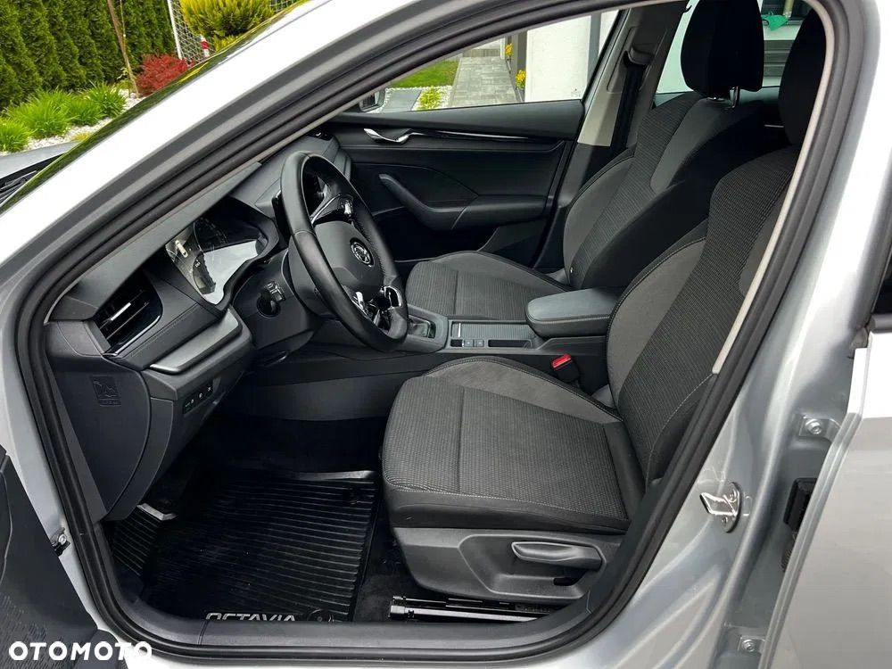 Skoda Octavia 2.0 TDI Ambition - 20