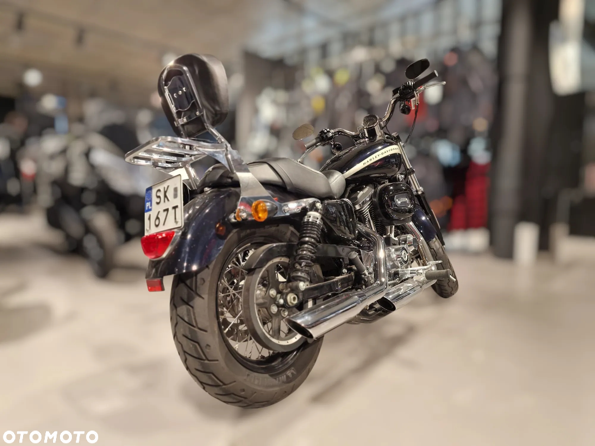 Harley-Davidson Sportster Custom 1200C - 8