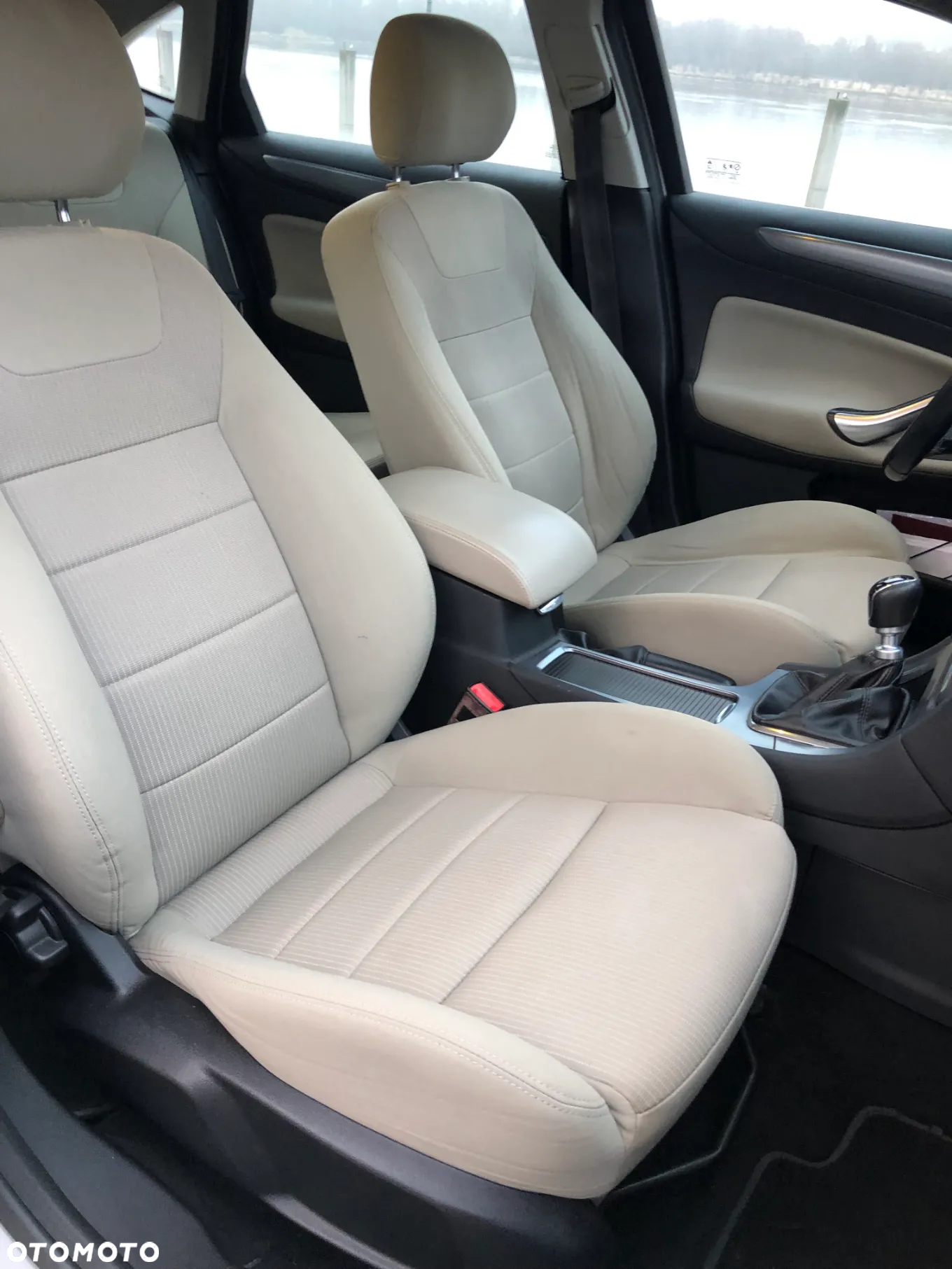 Ford Mondeo - 28