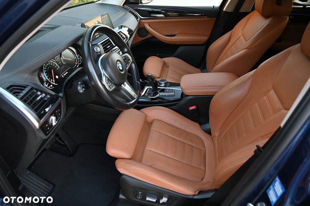BMW X3 xDrive25d Luxury Line - 23
