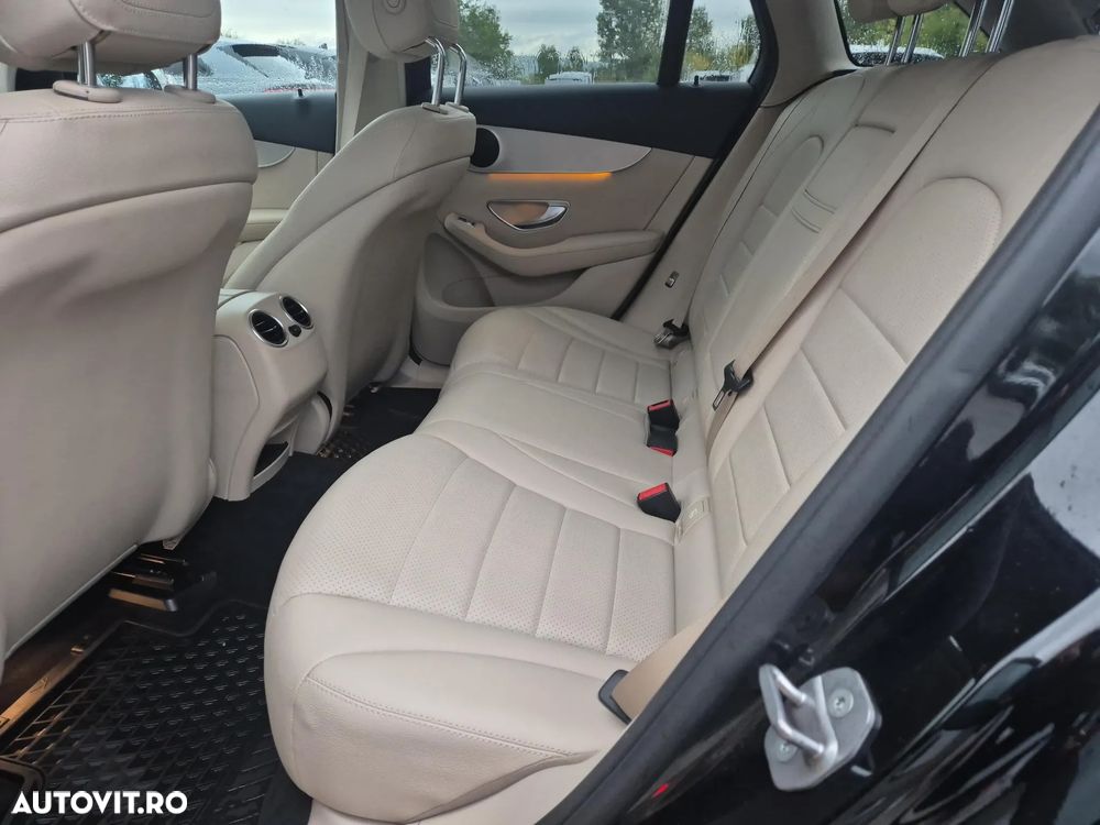 Mercedes-Benz GLC 220 d 4MATIC - 19