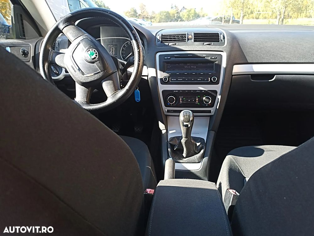 Skoda Octavia - 2