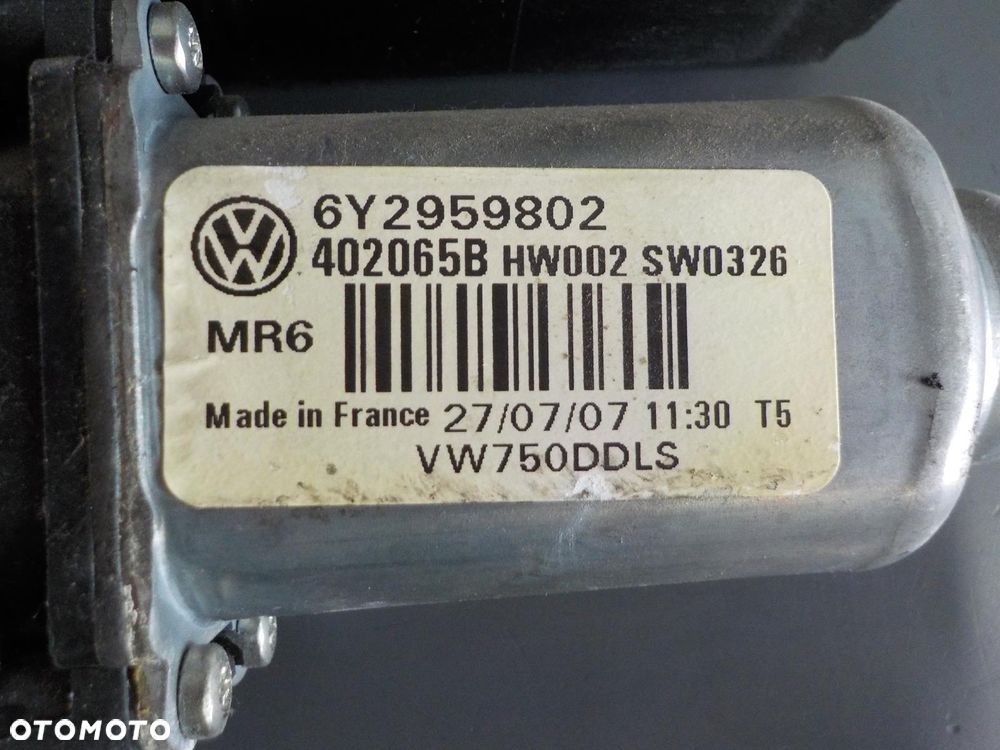 VW T5 SILNIK SILNICZEK SZYBY 6Y2959802 - 2