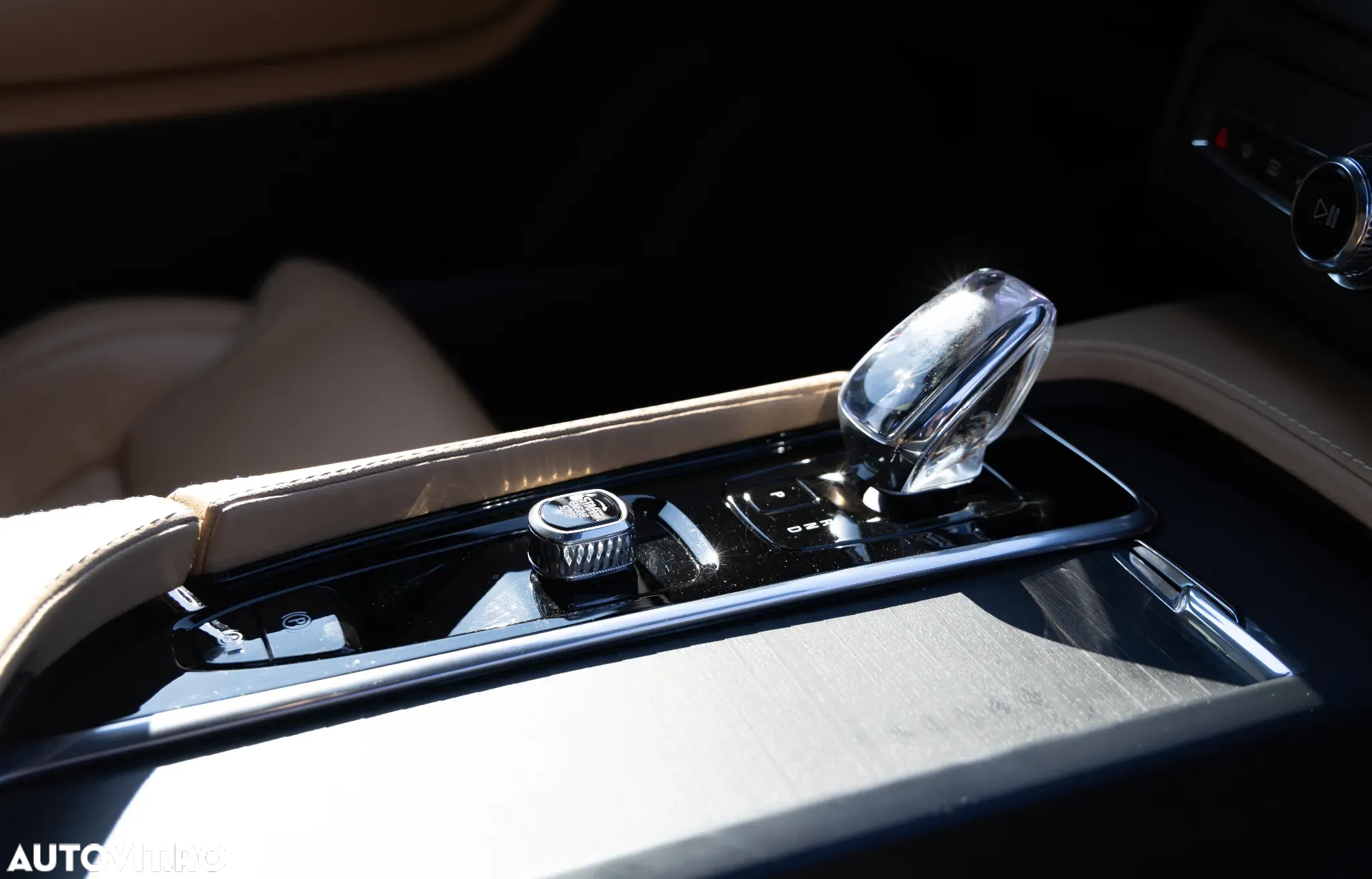 Volvo XC 90 Recharge T8 AWD Ultimate Dark - 16