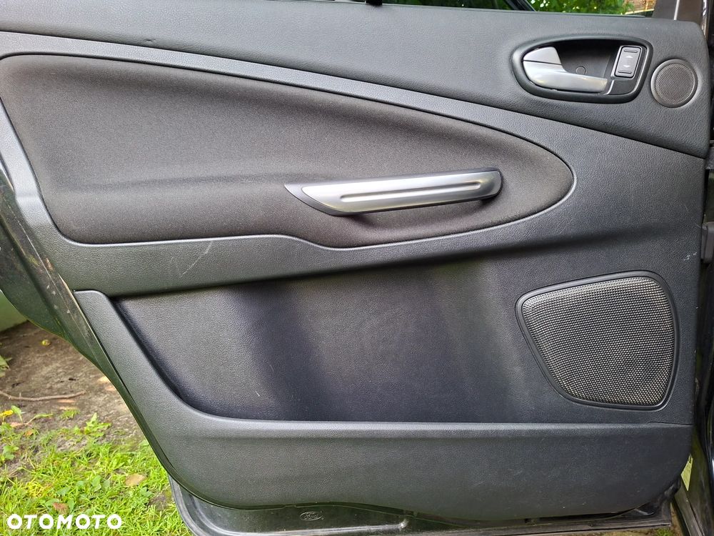 Ford S-Max 2.0 TDCi DPF Titanium - 12