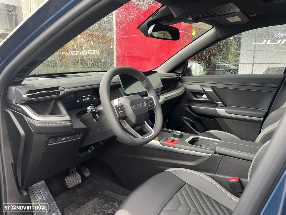 Jeep Compass - 10