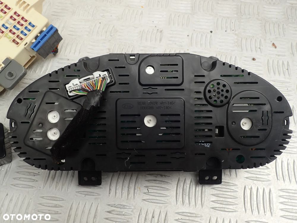 ZESTAW STARTOWY KIA SPORTAGE - 7