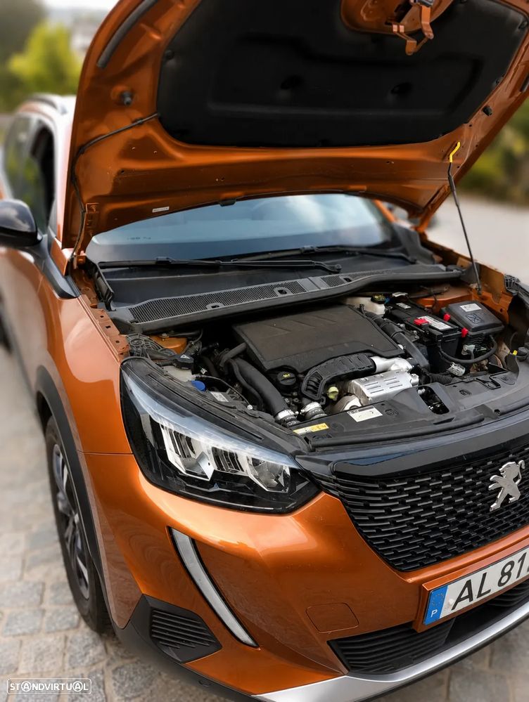 Peugeot 2008 1.2 PureTech Allure - 11