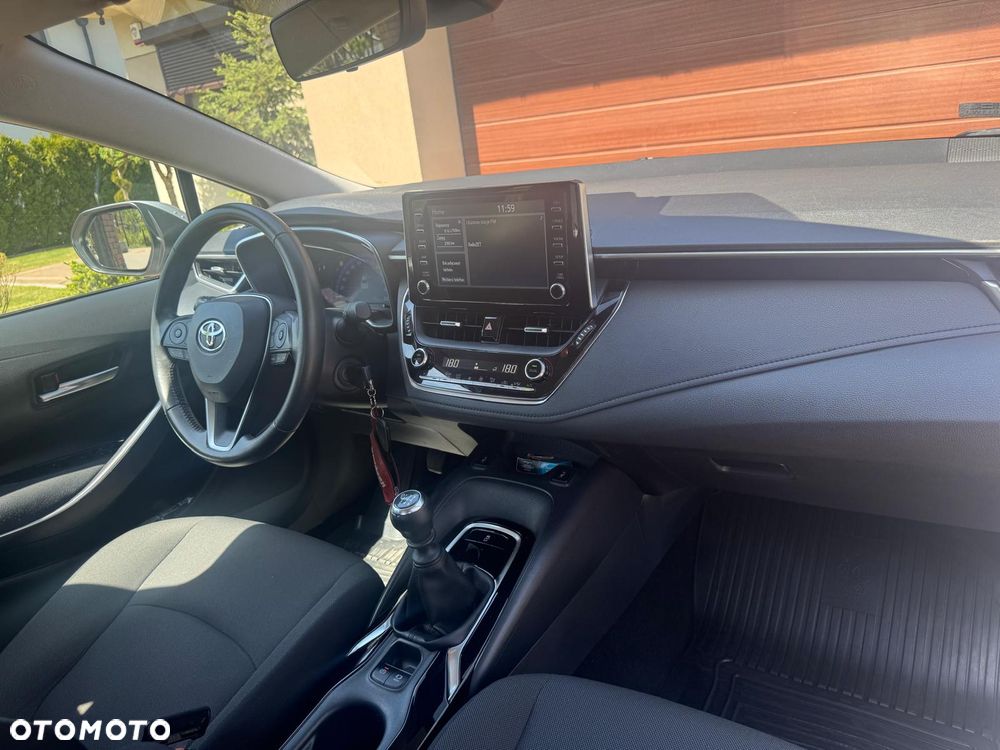 Toyota Corolla 1.6 Premium - 17