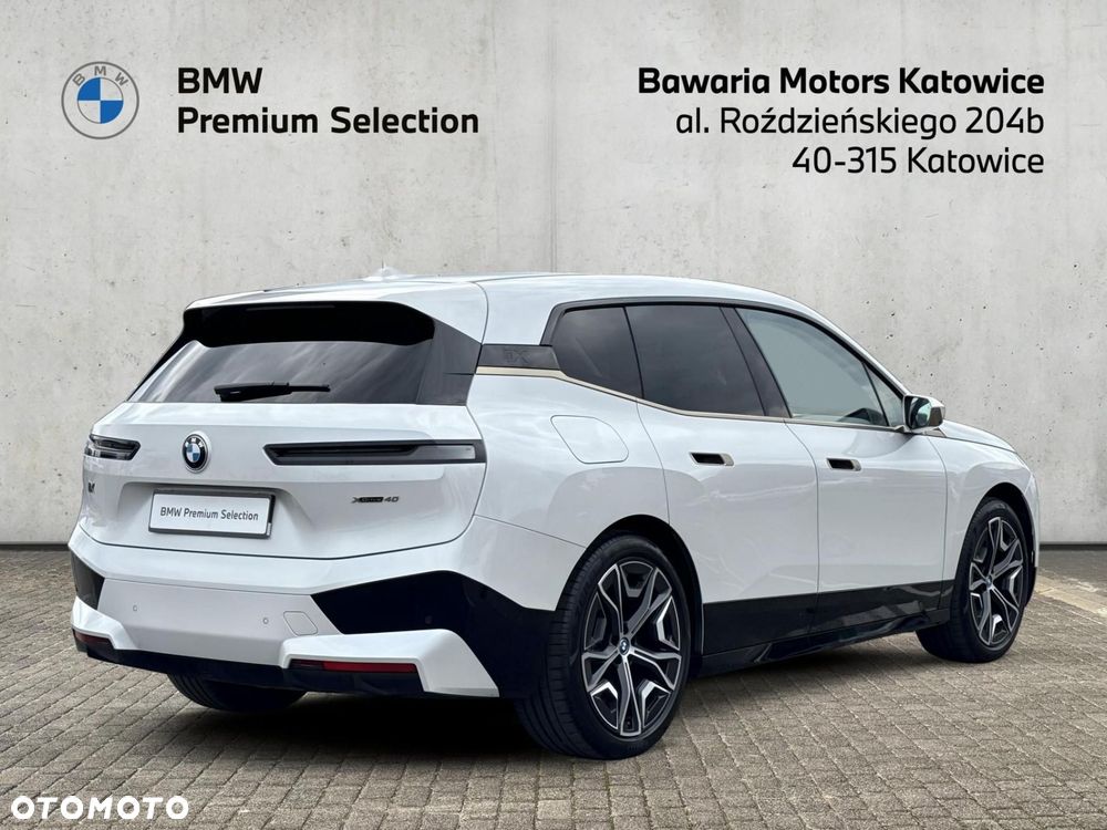 BMW iX - 2