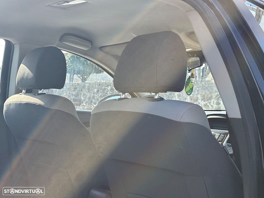 Chevrolet Cruze 1.6 LS - 30