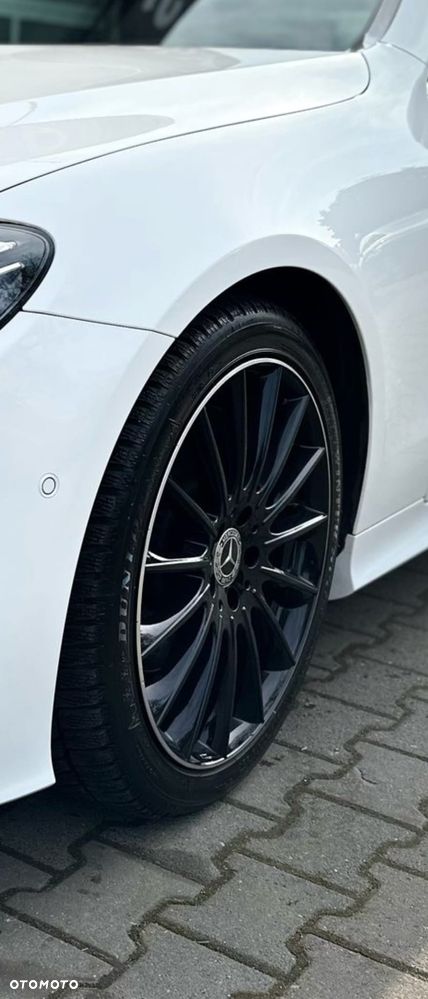 Mercedes-Benz Klasa E 200 9G-TRONIC AMG Line - 17