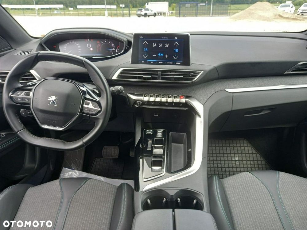 Peugeot 3008 - 13