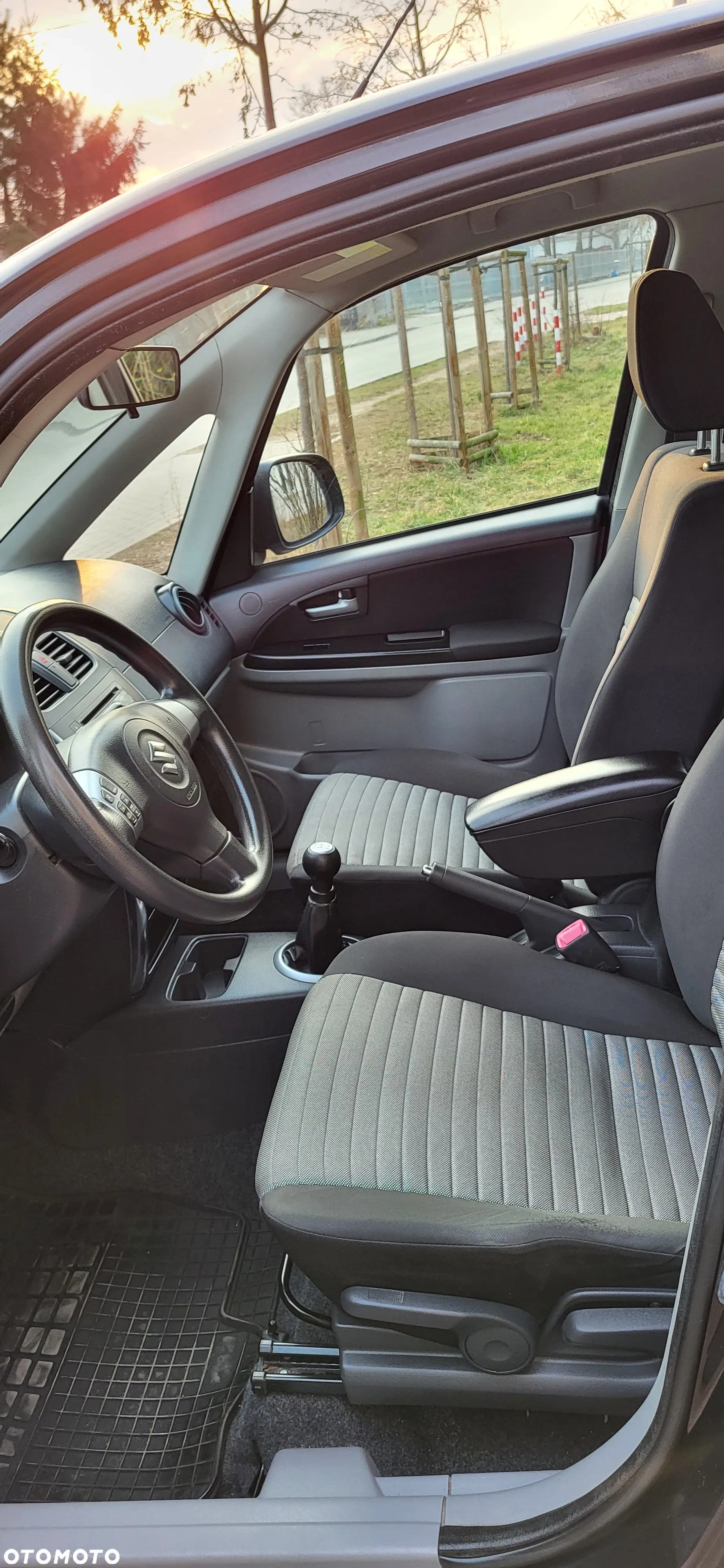 Suzuki SX4 1.5 Comfort - 6