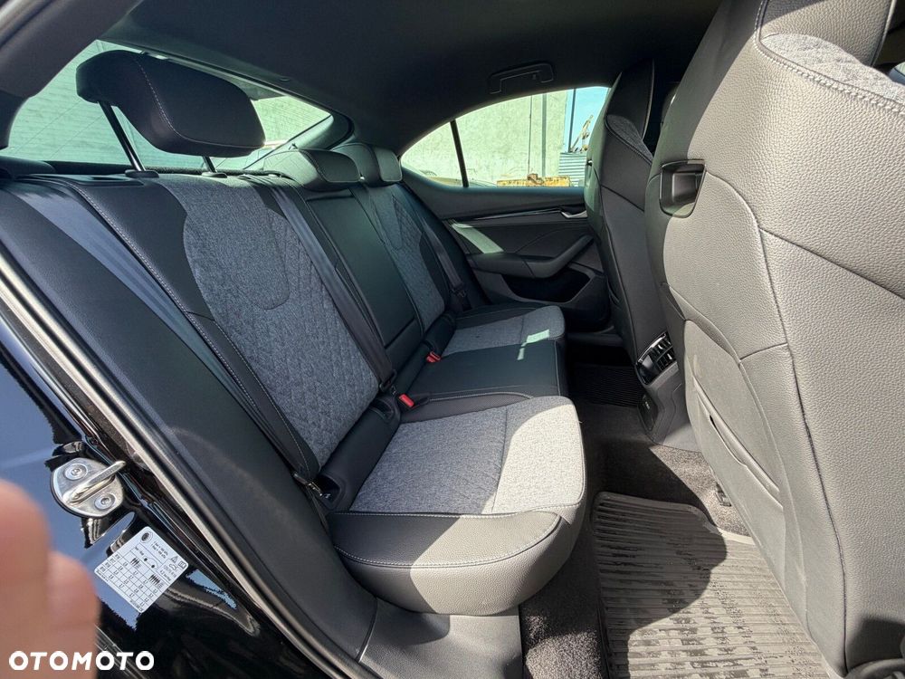 Skoda Octavia 1.5 TSI mHEV Sportline DSG - 20