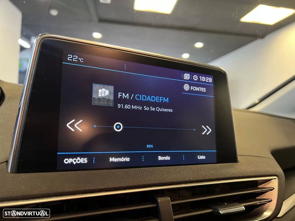 Peugeot 3008 PureTech 130 Stop & Start GPF Active Pack - 20