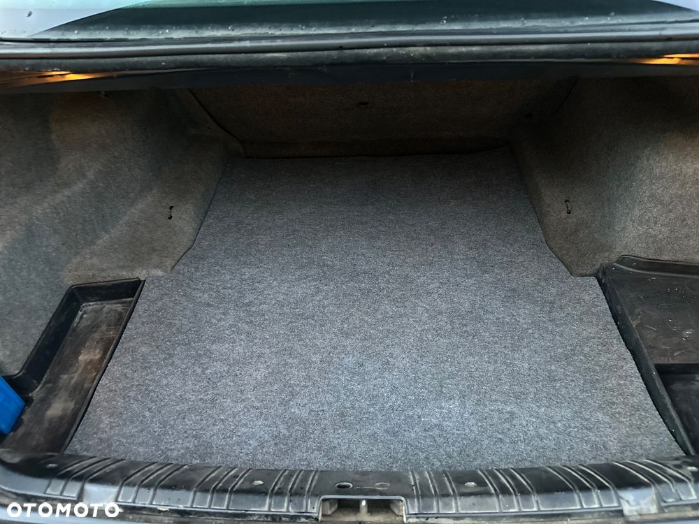 BMW Seria 3 - 26