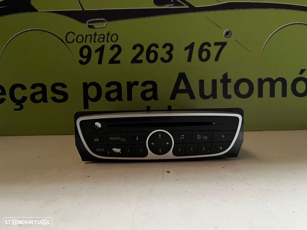 Renault Megane III 3 - AUTO RADIO - R161 - 1