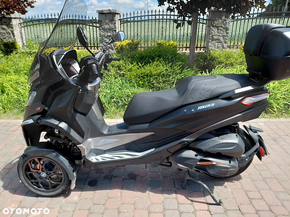 Piaggio MP-3 - 3