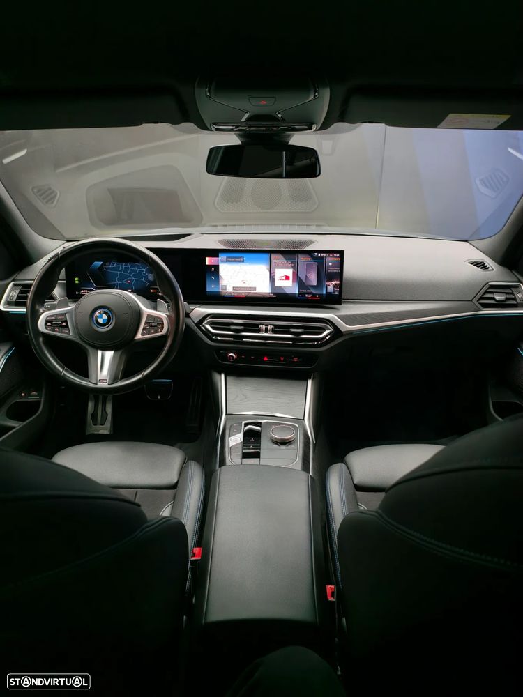 BMW 320 e Pack Desportivo M Auto - 9