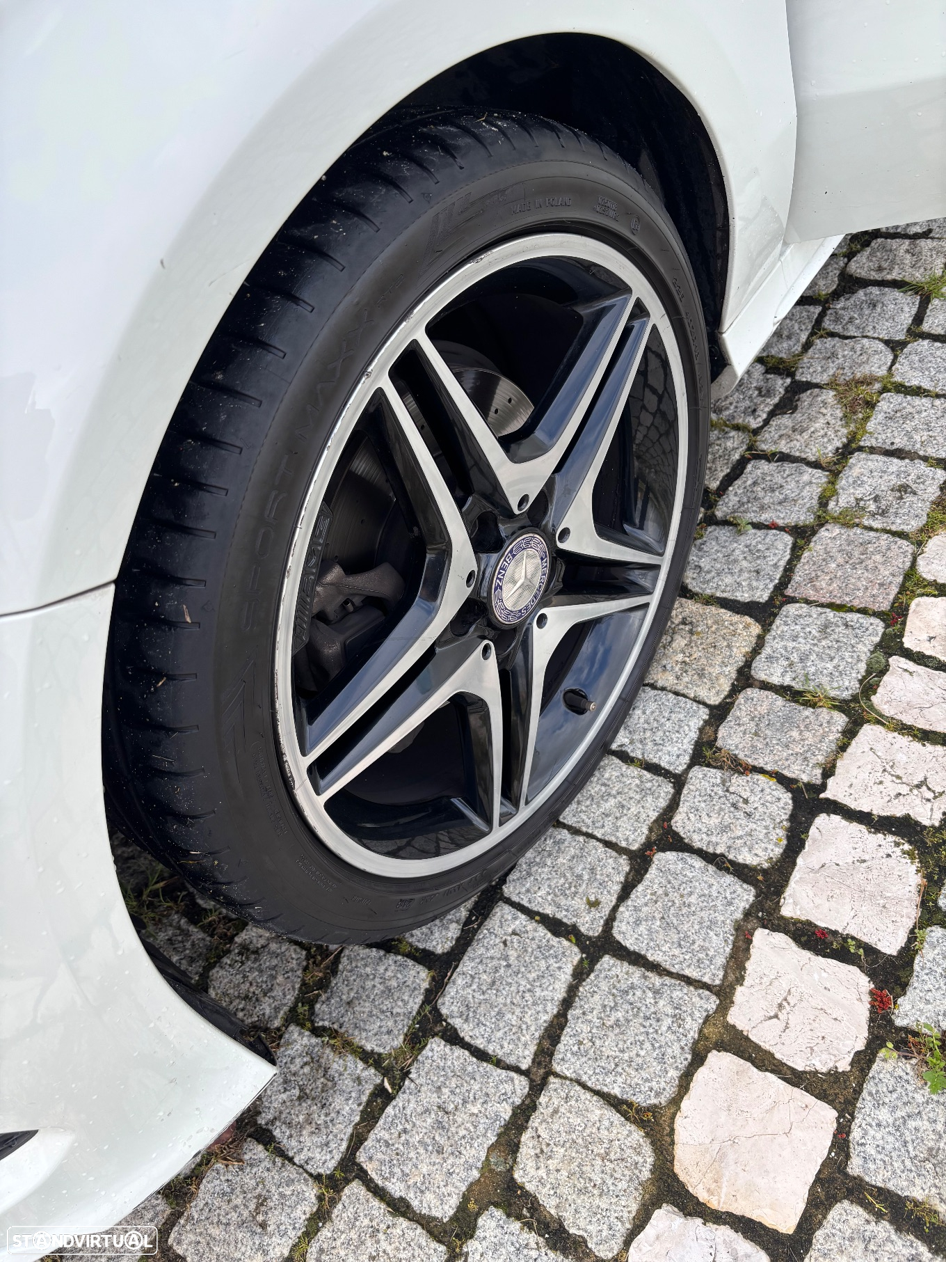 Mercedes-Benz A 200 CDi BE AMG Line - 5