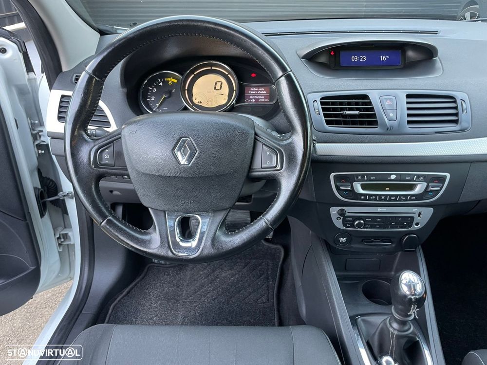 Renault Mégane Sport Tourer 1.5 dCi Dynamique S SS - 12