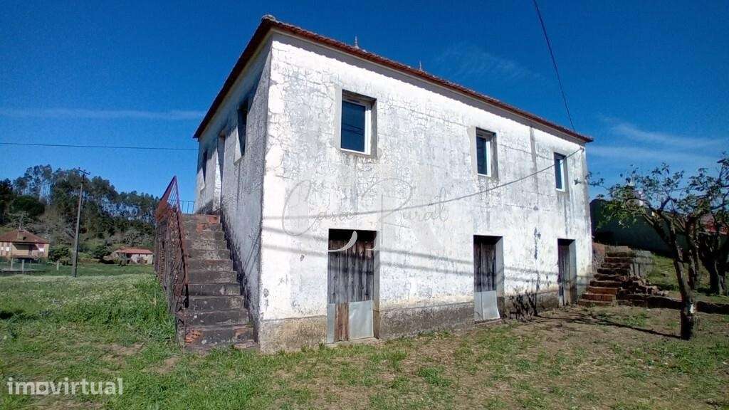 Casa tradicional portuguesa com terreno em Arega - Figueiró dos Vinhos - Grande imagem: 5/43