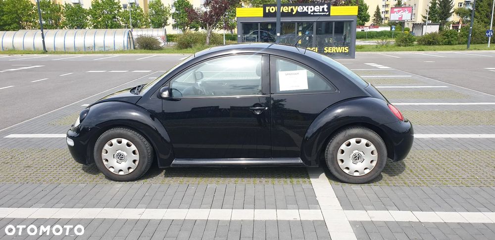 Volkswagen New Beetle - 5