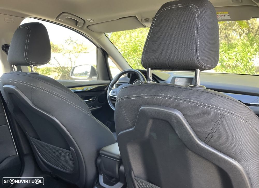 BMW 216 Active Tourer d Line Sport - 39