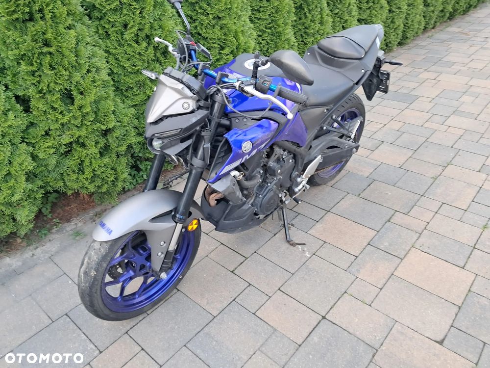 Yamaha MT - 7