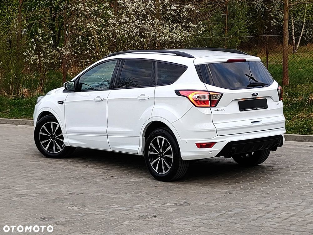 Ford Kuga 2.0 TDCi 4x4 ST-Line - 13