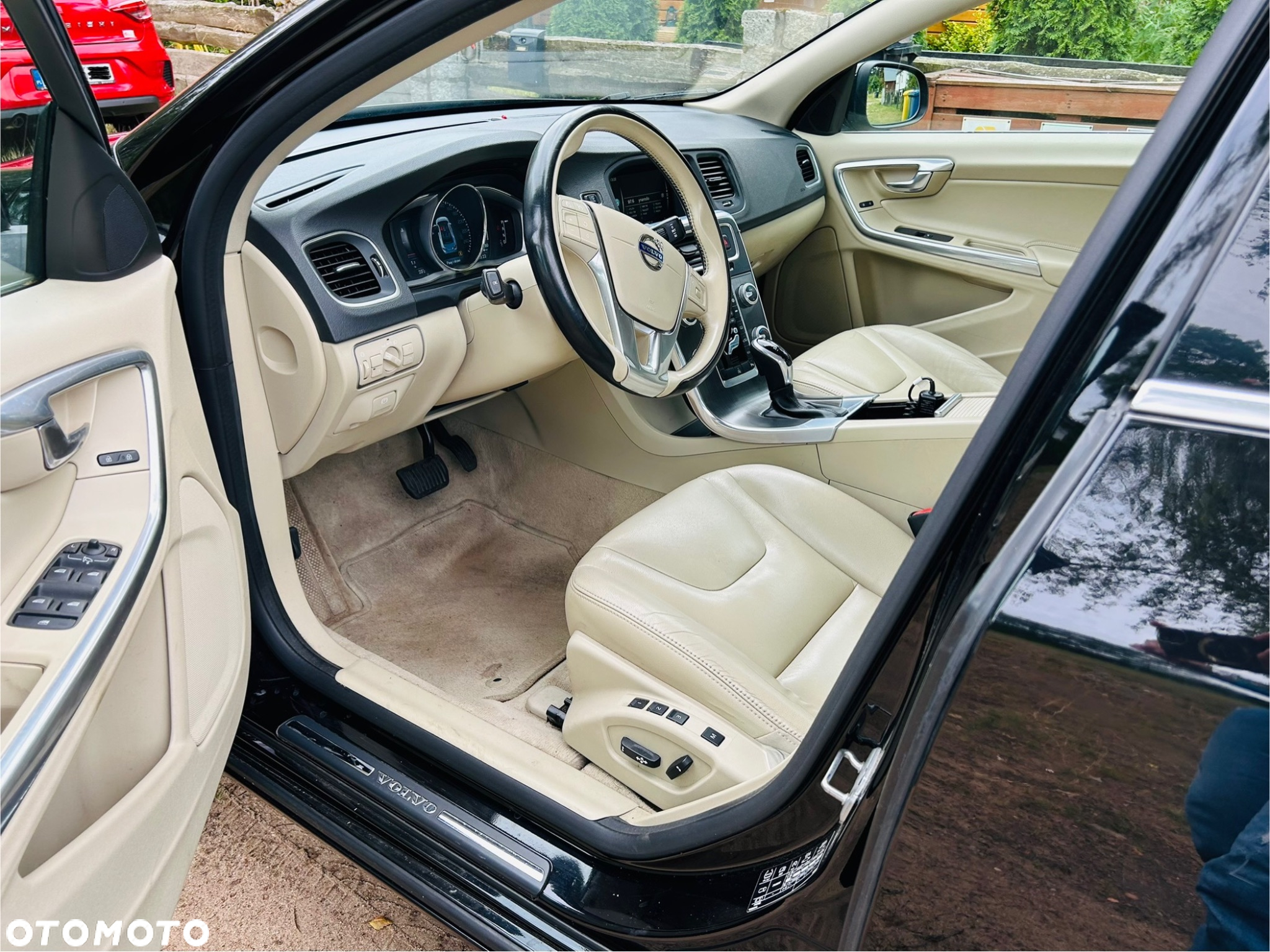 Volvo S60 D4 Drive-E Dynamic Edition (Momentum) - 8