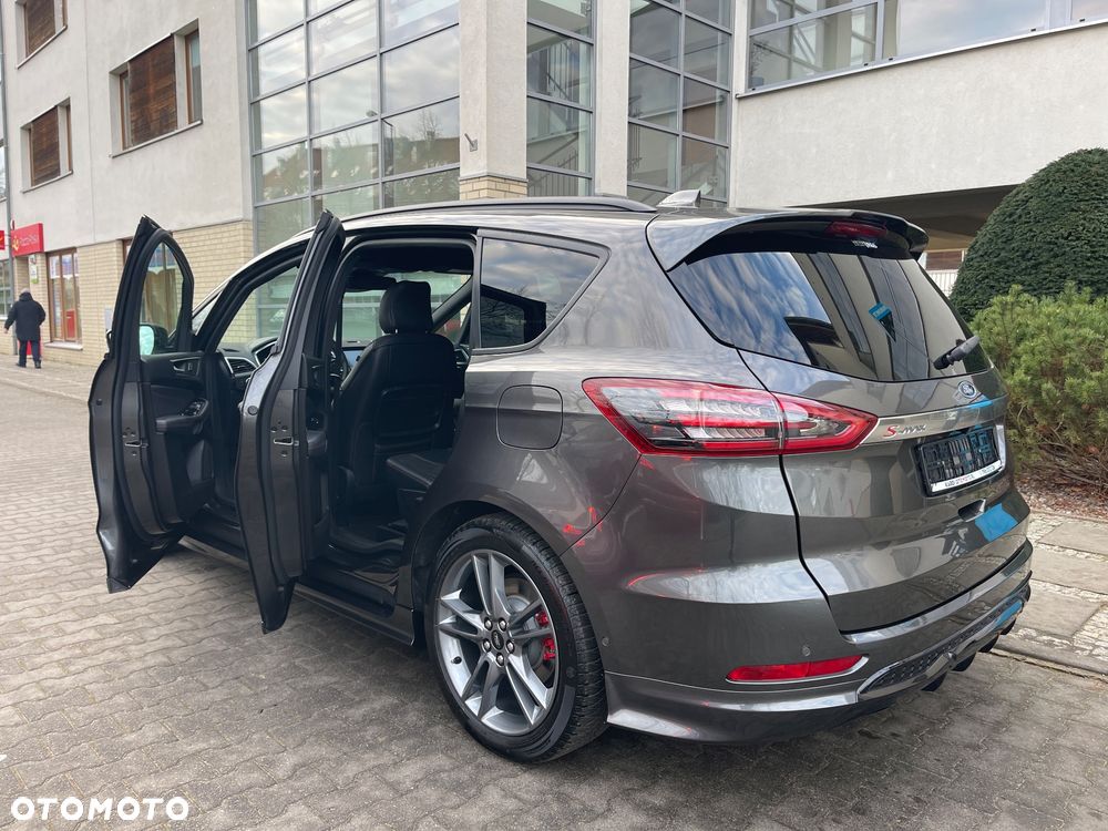 Ford S-Max - 14