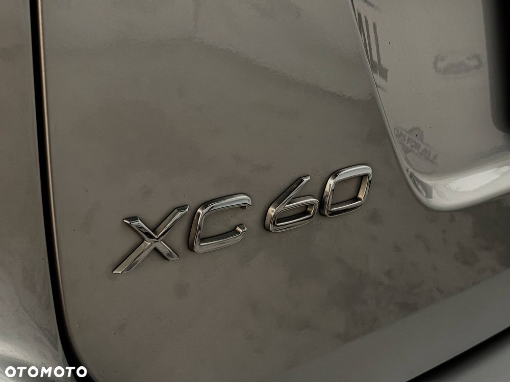 Volvo XC 60 T5 Momentum - 31