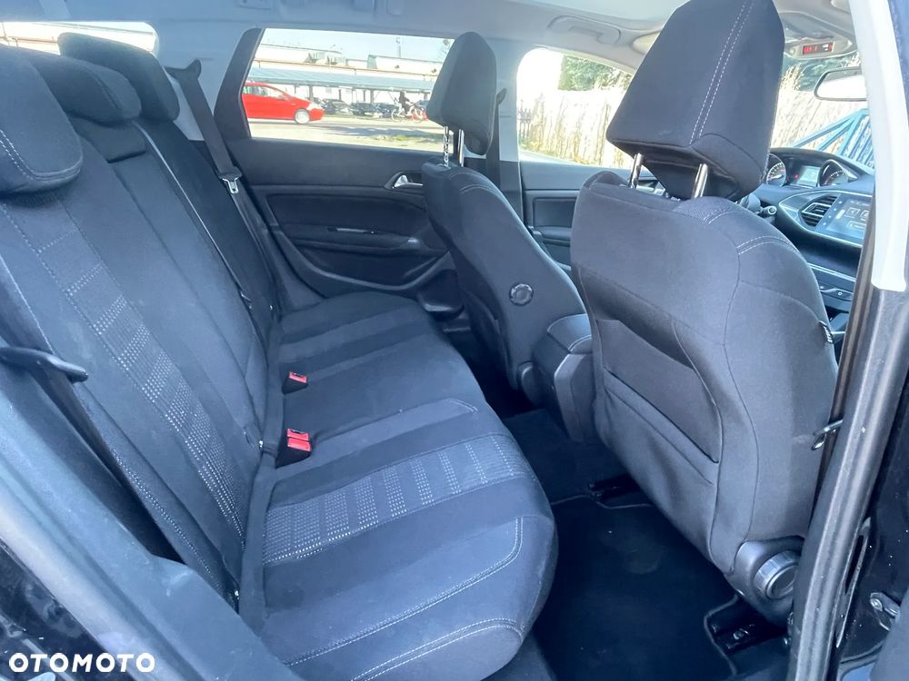 Peugeot 308 PureTech 130 EAT6 Stop & Start Allure - 22