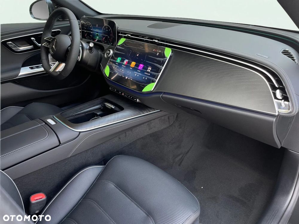 Mercedes-Benz Klasa E 220 d mHEV 4-Matic AMG 9G-Tronic - 23