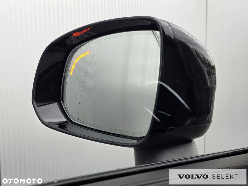 Volvo XC 90 - 36