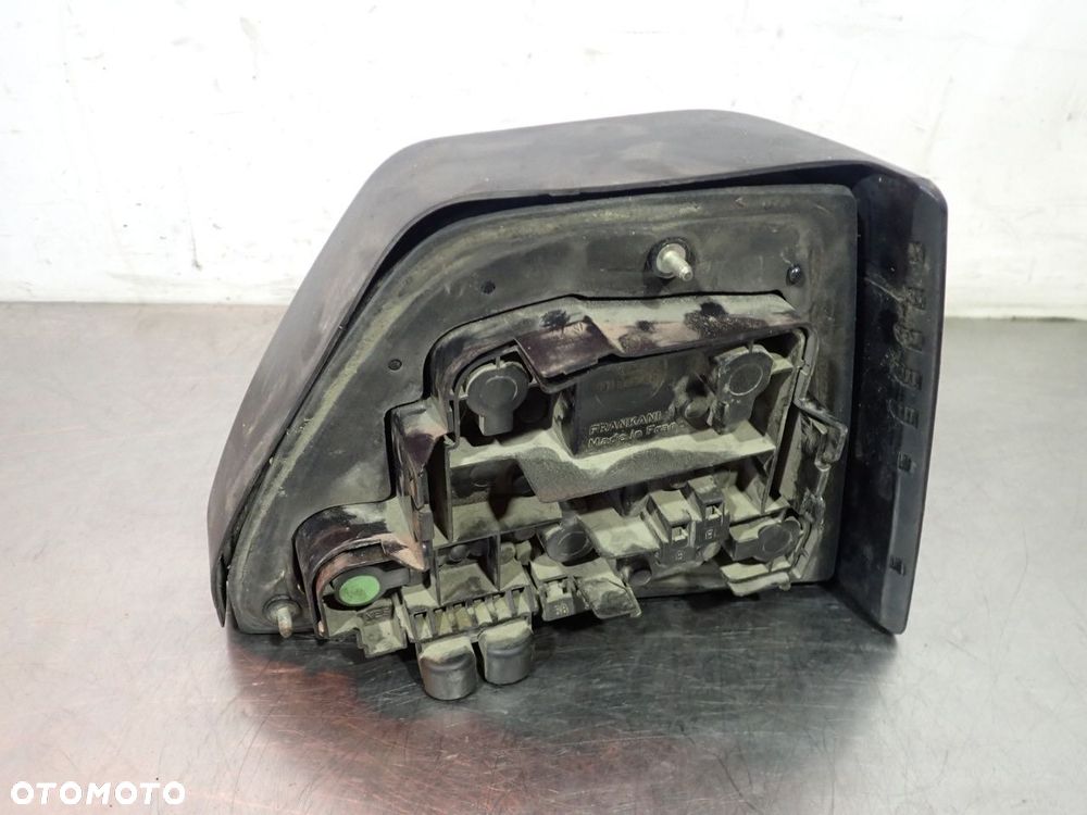 LAMPA LEWA TYLNA VOLKSWAGEN GOLF II LIFT  191945257   191945111A - 3
