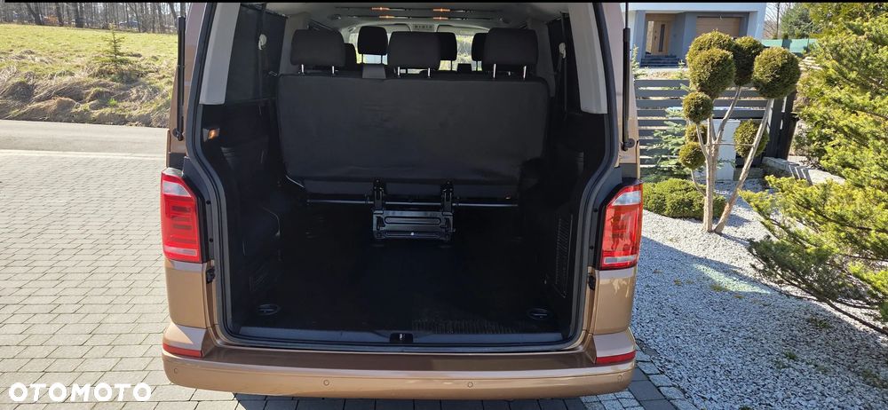 Volkswagen Caravelle 2.0 TDI L2 Comfortline 4Motion DSG - 16