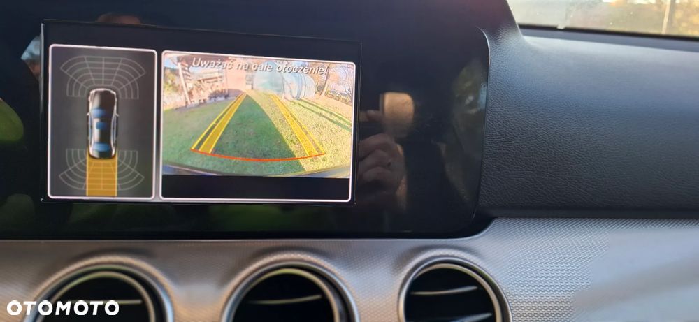 Mercedes-Benz Klasa E 220 d 9G-TRONIC - 20