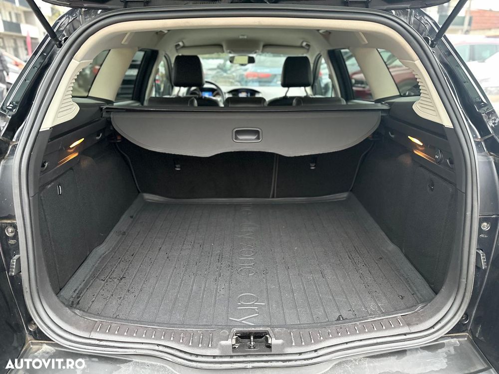 Ford Focus Turnier 2.0 TDCi DPF Titanium - 32